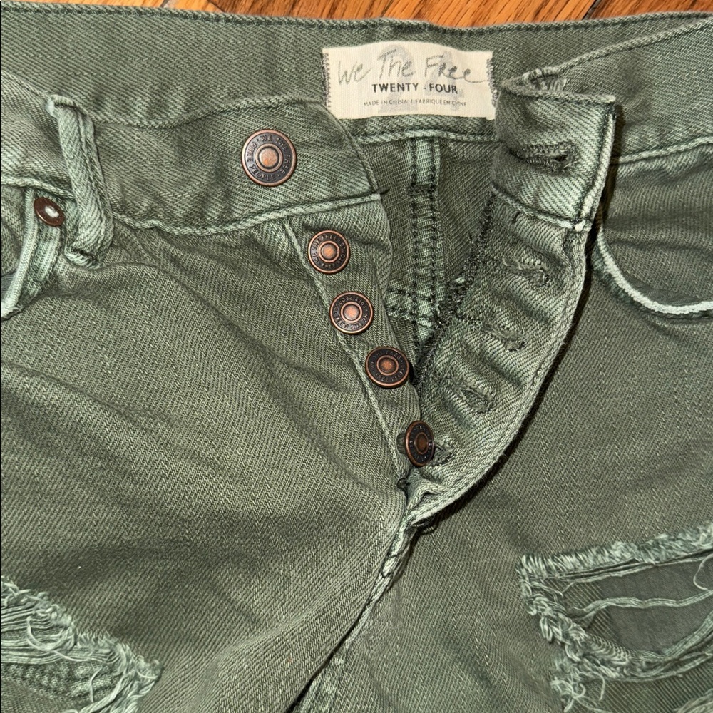 FREE PEOPLE We The Free Olive Denim Shorts SIZE 24 - Picture 4 of 4